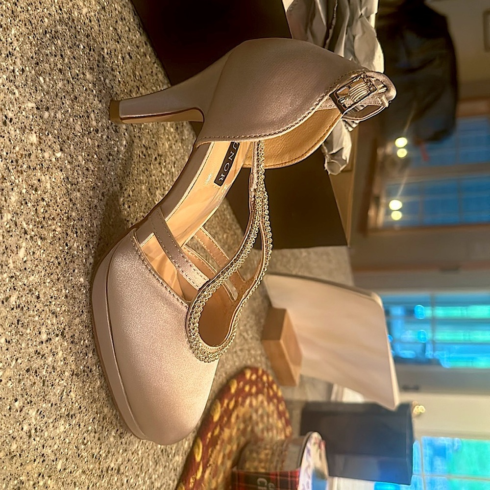 Erijunor silver heels with rhinestone trim. Never worn.